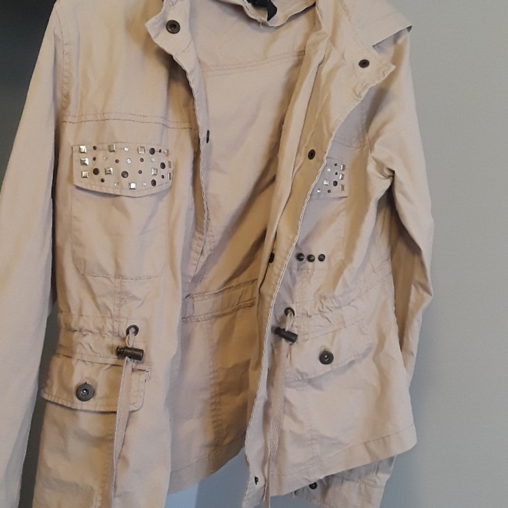 (Size Medium) Jacket lot / Wetseal, Grey Leopard Print Calvin fleece Klein, POL